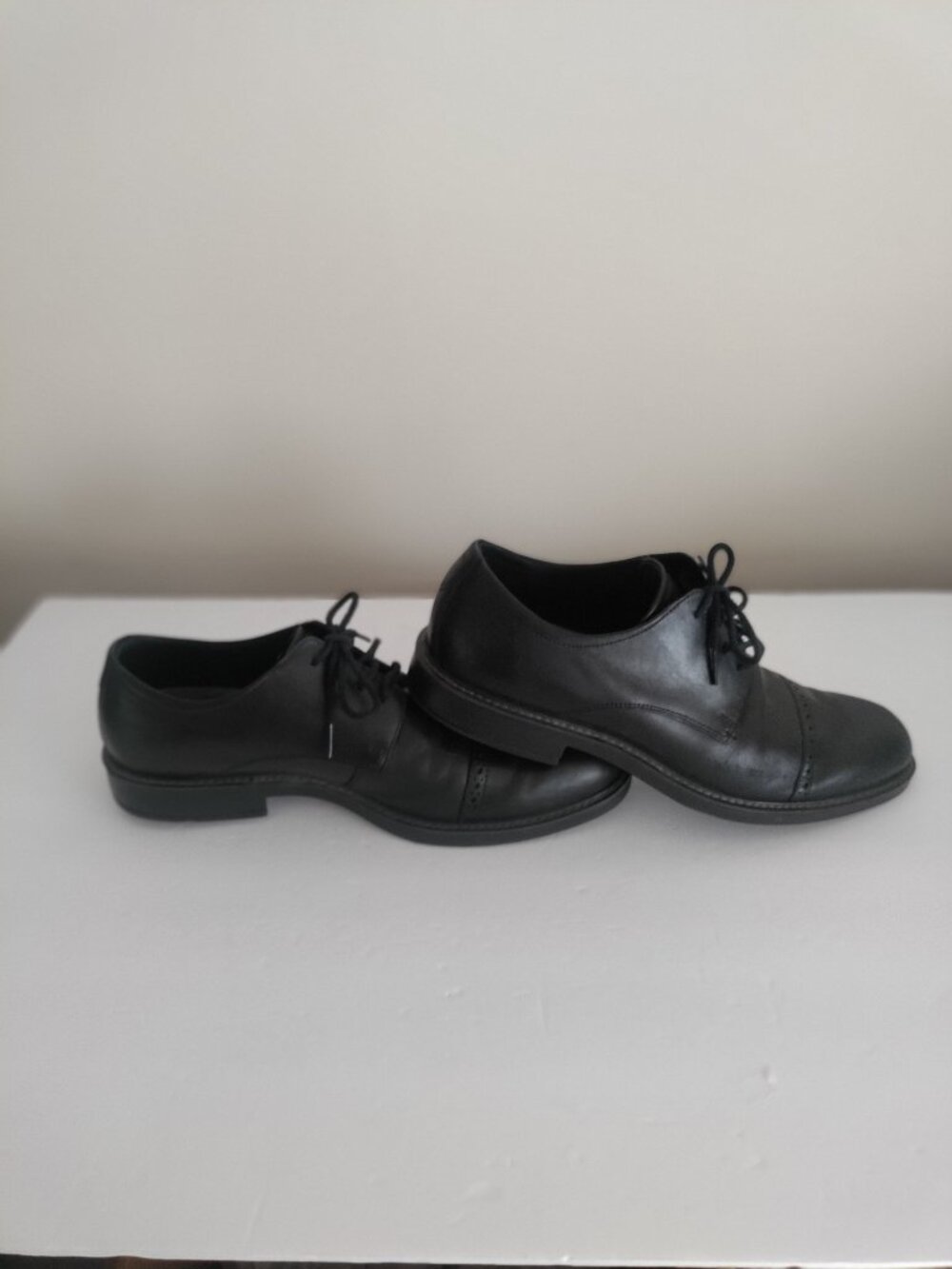 Ecco Dress Shoes Vitrus Size 11 Black Leather Cap Toe Derby Mens EUC